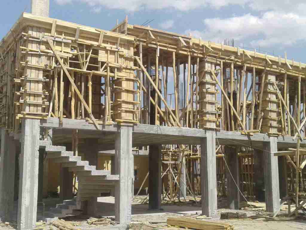 Keçiborlu İnşaat Kalıpçısı